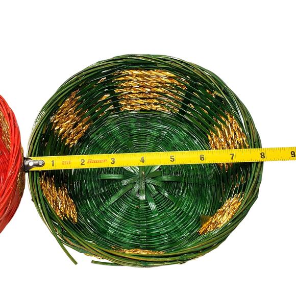 2 Wicker Baskets Red Green & Gold Christmas Colors Decorative Xmas Vtg - Picture 6 of 10